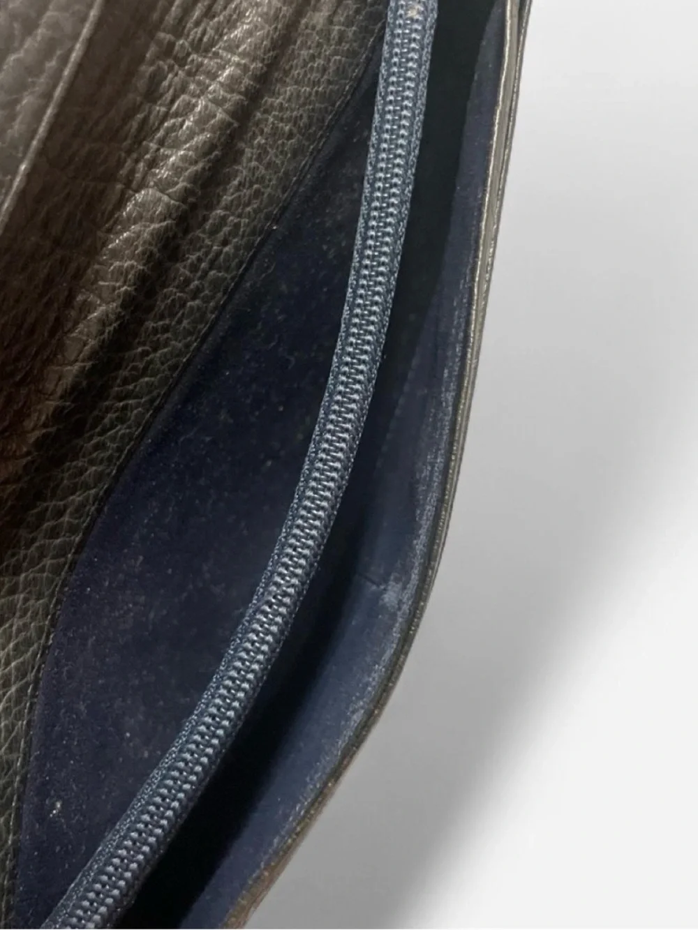 Valentino Garavani sleek unisex